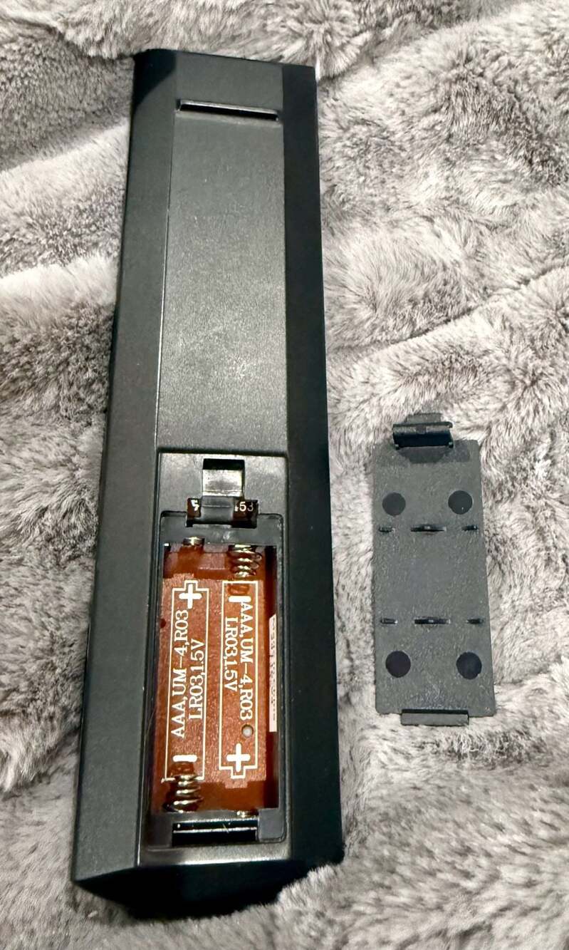 GE Universal Remote Control 4-Device - Picture 4 of 4